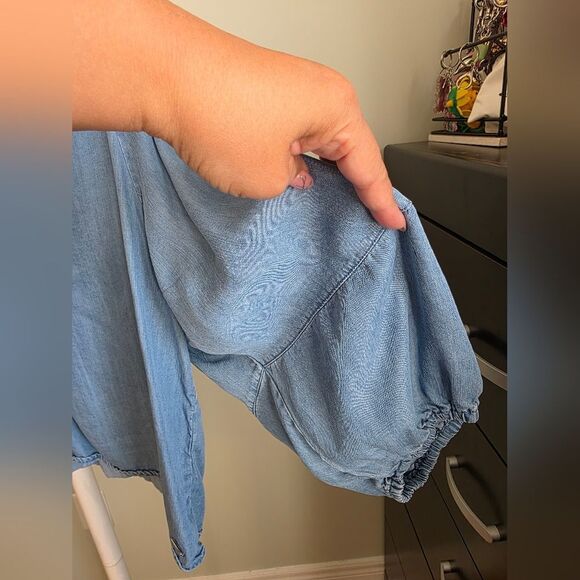 DKNY Light Denim Blue Blouse - Picture 3 of 4